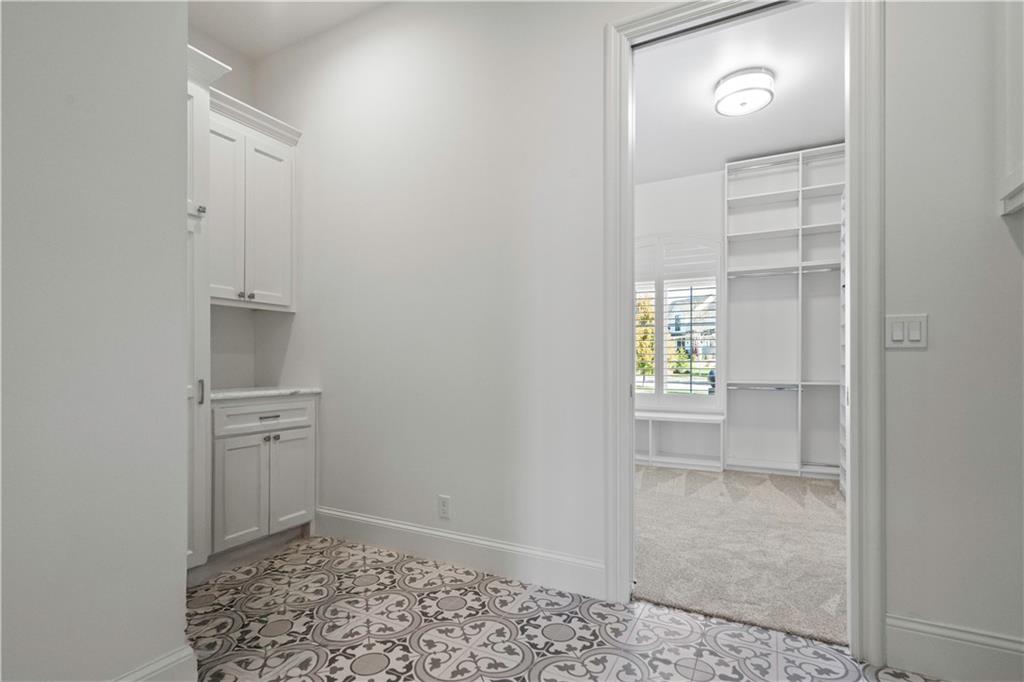 16520 Ballentine Street