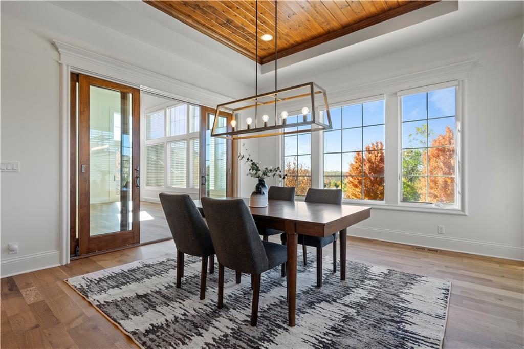 16520 Ballentine Street