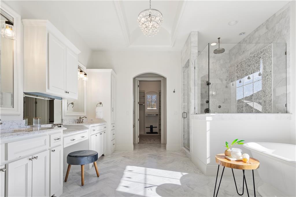 16520 Ballentine Street