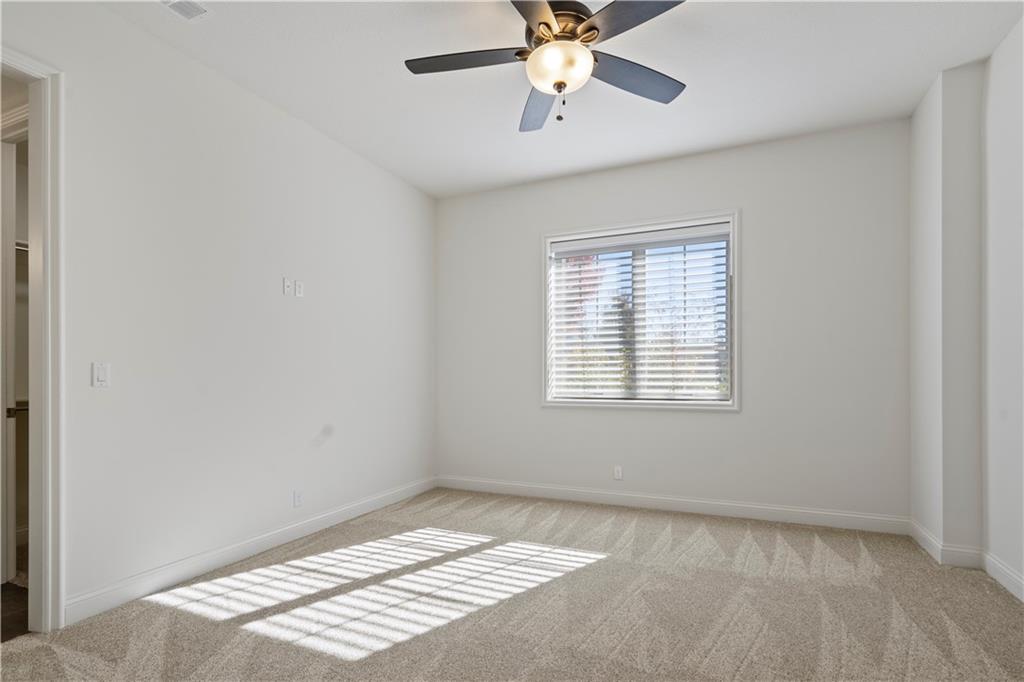 16520 Ballentine Street