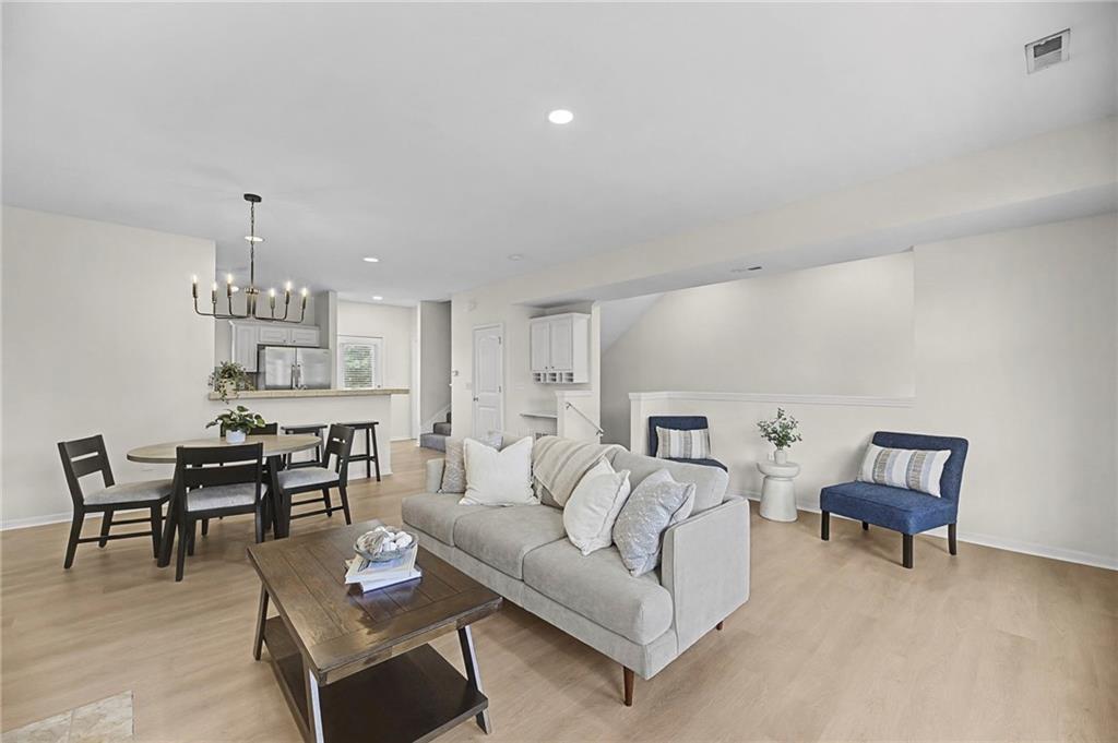 5245 Overland Drive Unit: B25