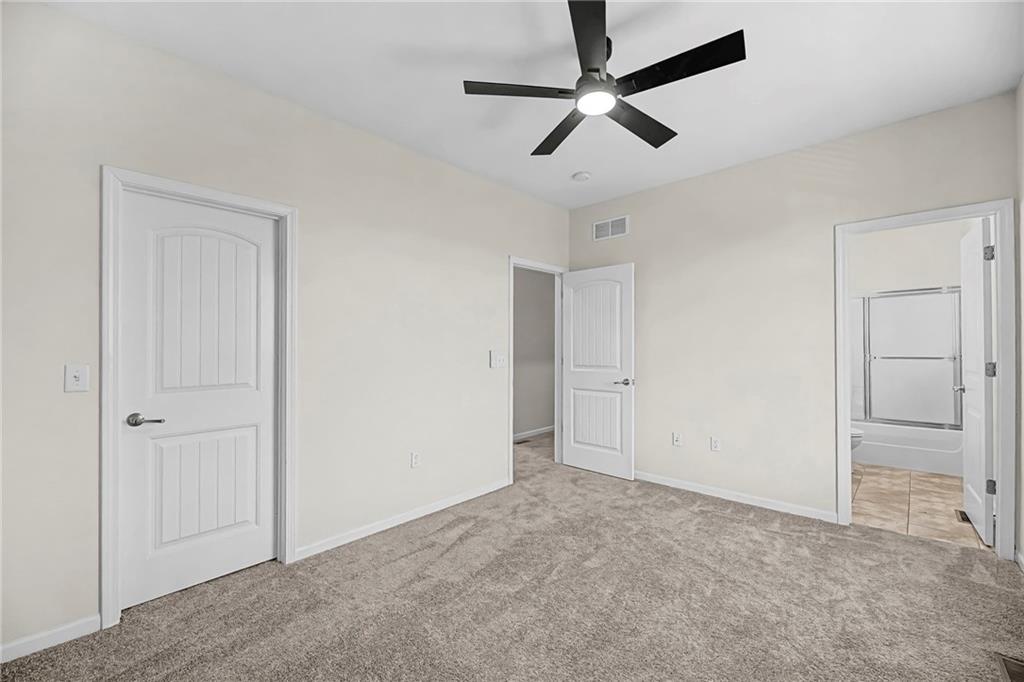 5245 Overland Drive Unit: B25