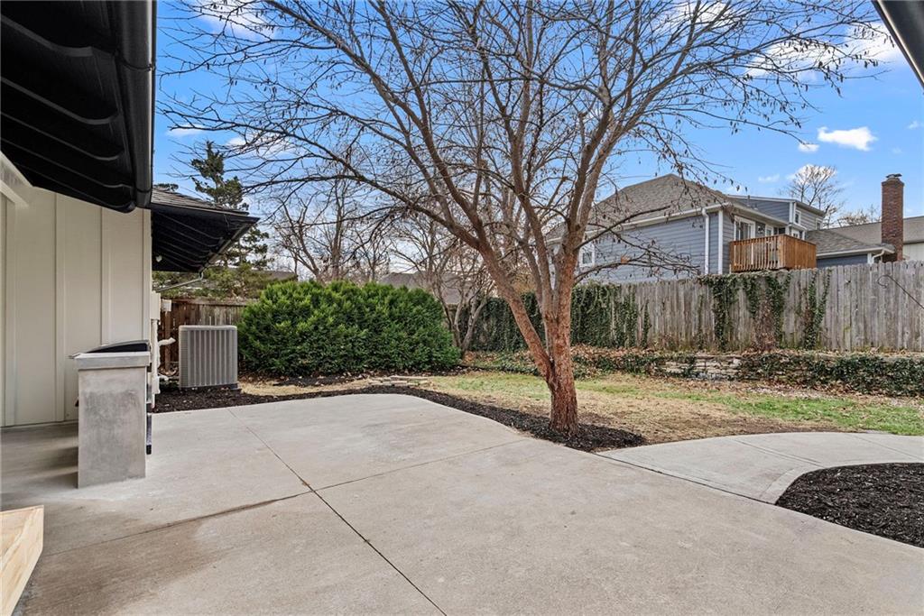 9601 W 104th Terrace