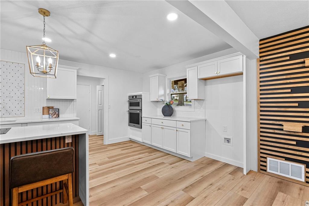 9601 W 104th Terrace