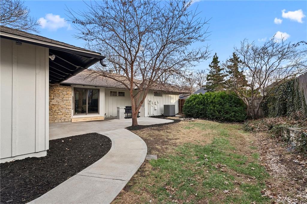 9601 W 104th Terrace