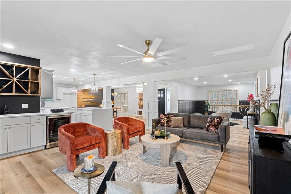 9601 W 104th Terrace