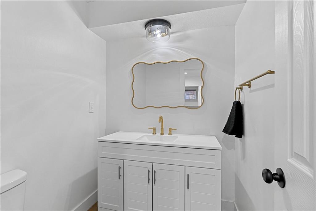 9601 W 104th Terrace