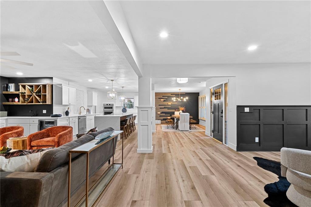 9601 W 104th Terrace