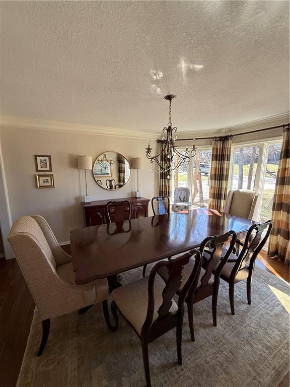 12305 Catalina Street