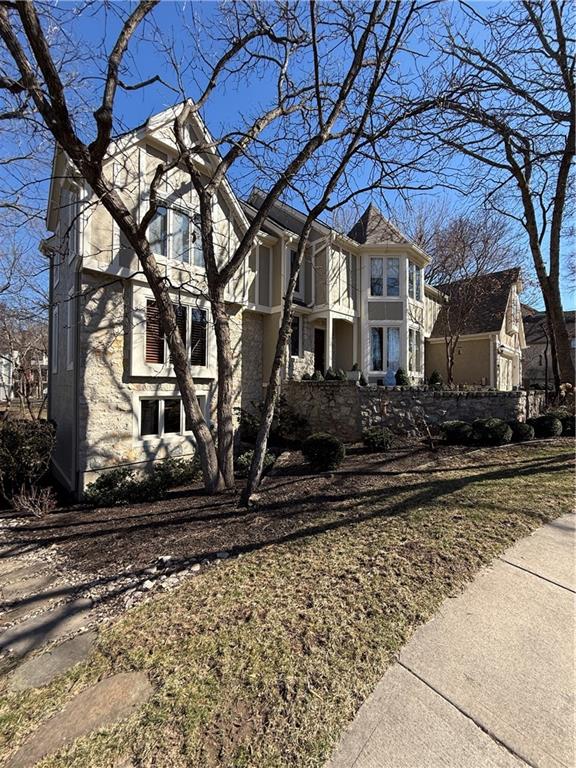 12305 Catalina Street