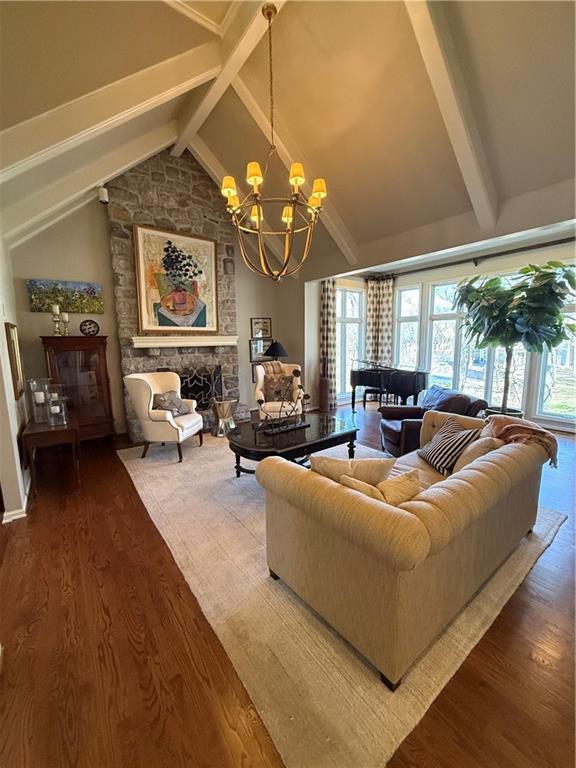 12305 Catalina Street