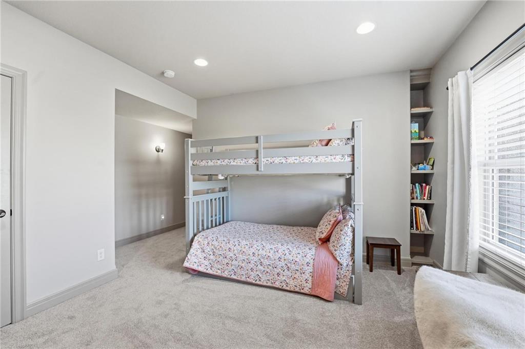 15516 Stearns Street