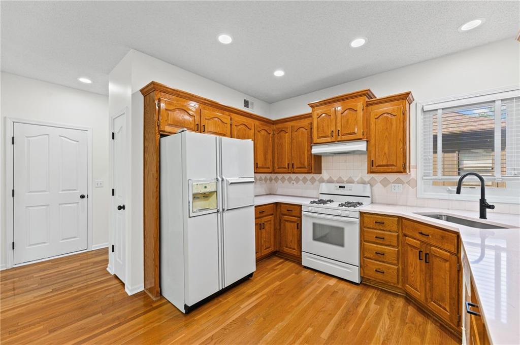 16764 W 157th Street