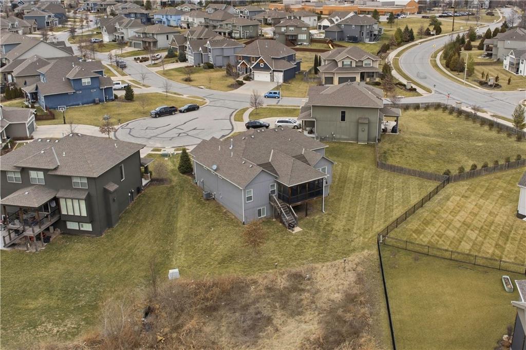 15979 W 163rd Terrace