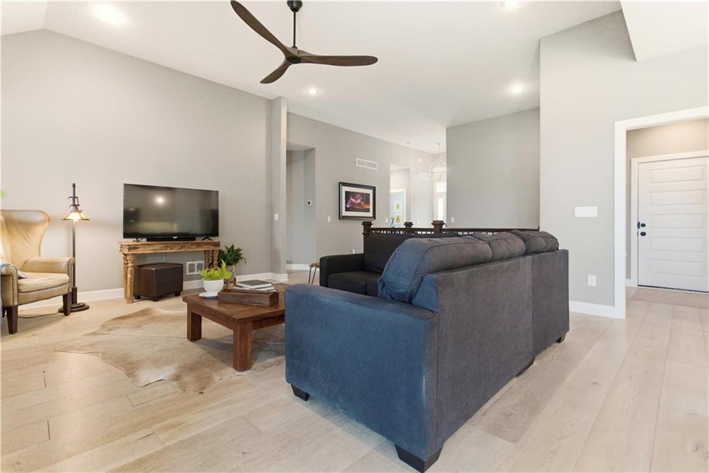 15979 W 163rd Terrace