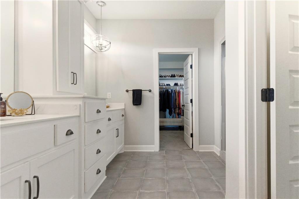 15979 W 163rd Terrace