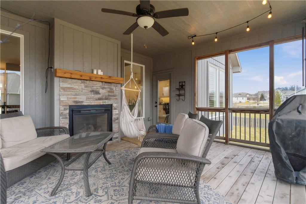 15979 W 163rd Terrace