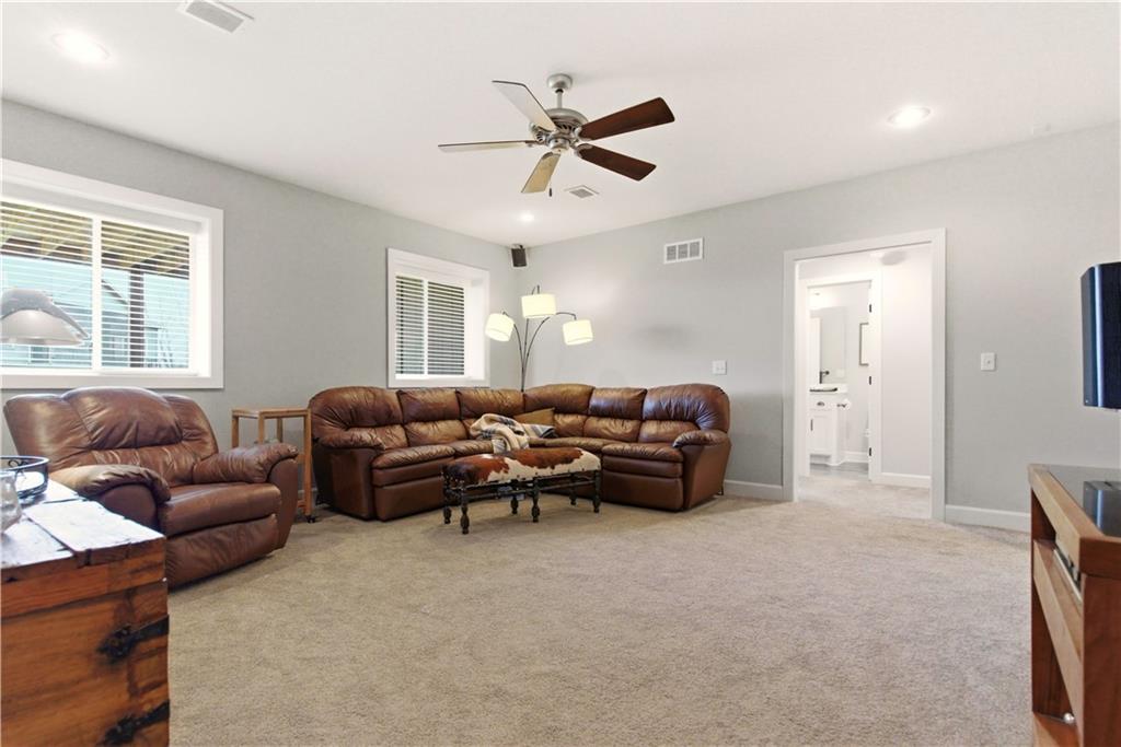 15979 W 163rd Terrace