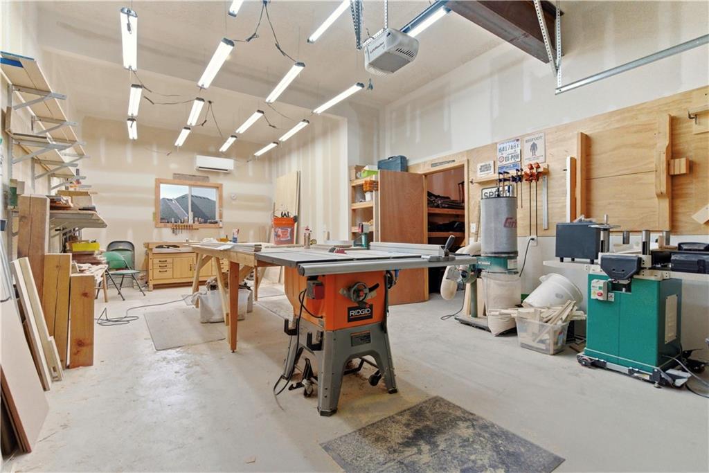 15979 W 163rd Terrace