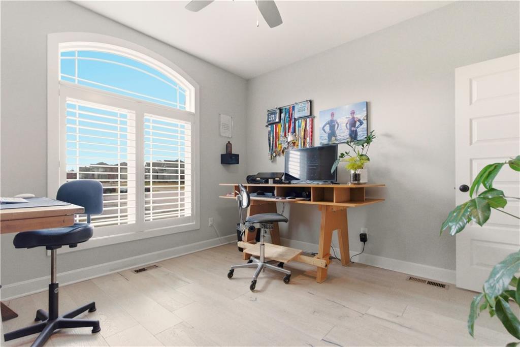 15979 W 163rd Terrace