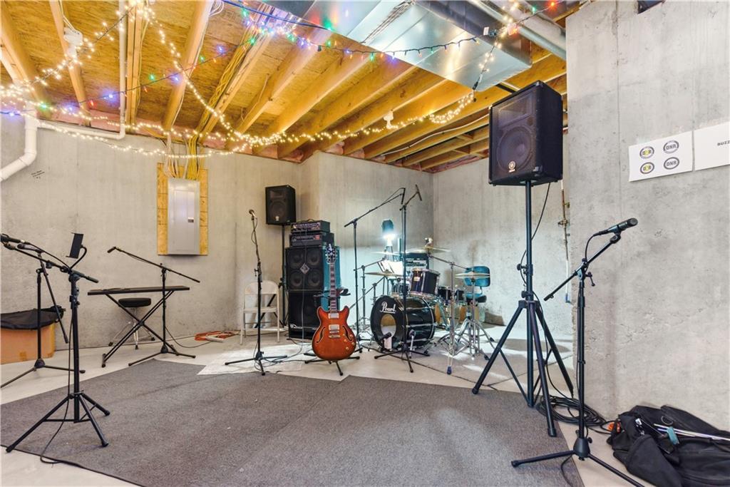 15979 W 163rd Terrace