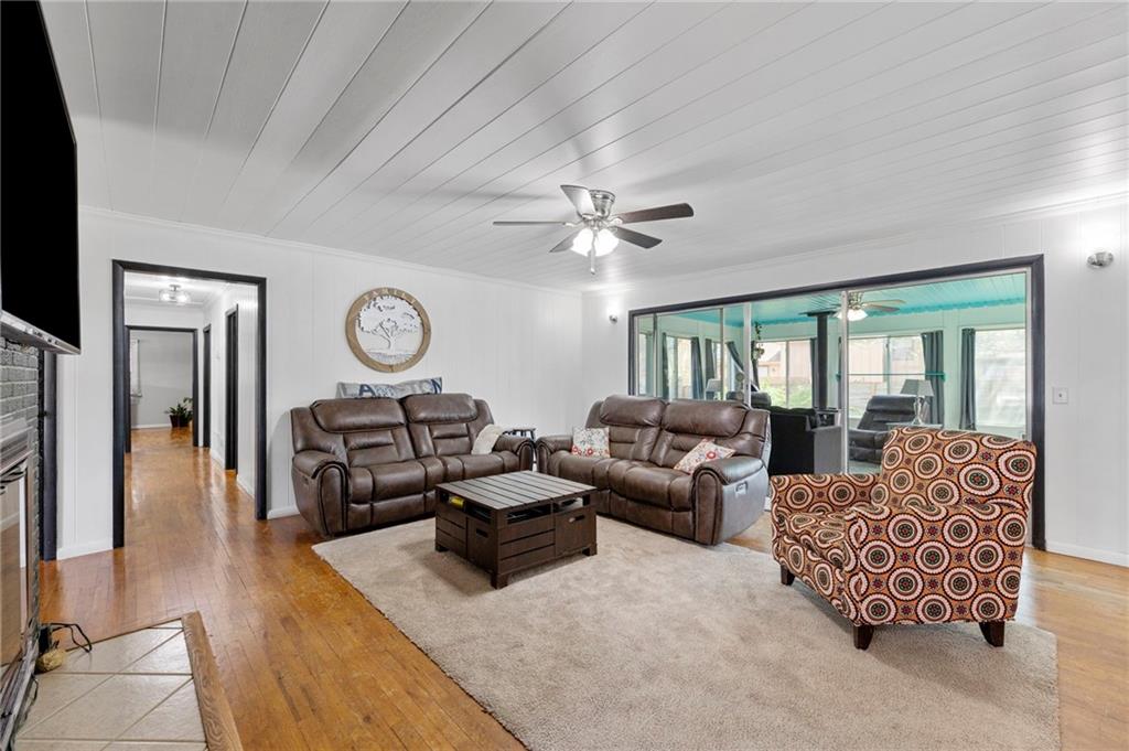 9935 W 85th Street