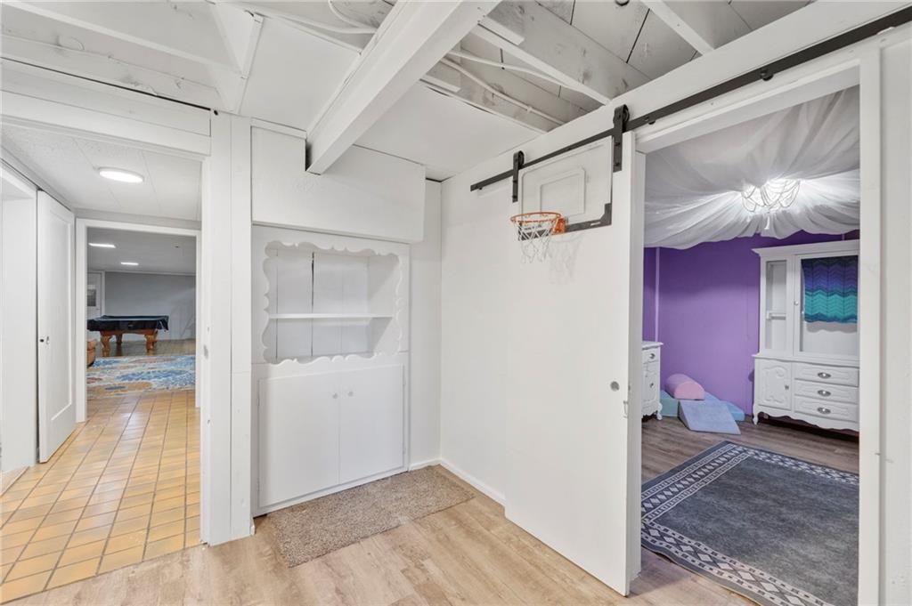 9935 W 85th Street