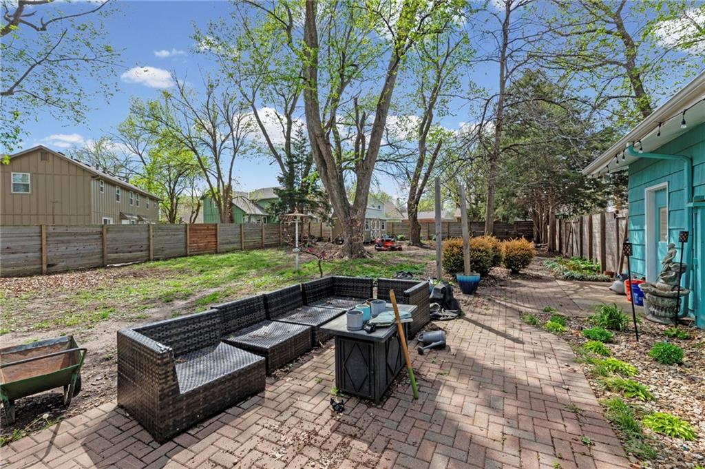 9935 W 85th Street