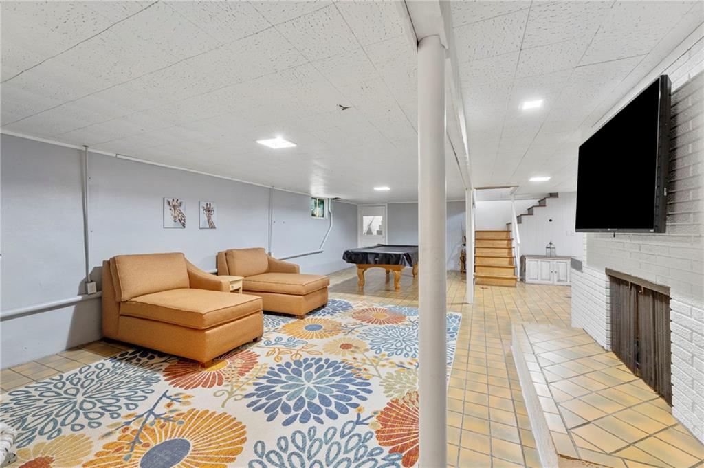 9935 W 85th Street