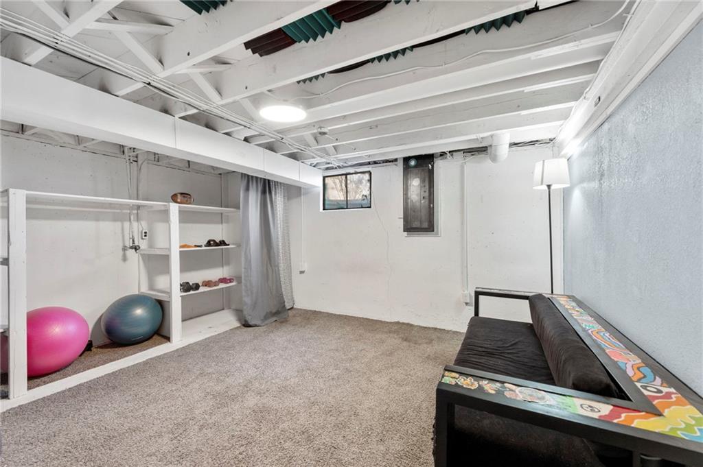 9935 W 85th Street