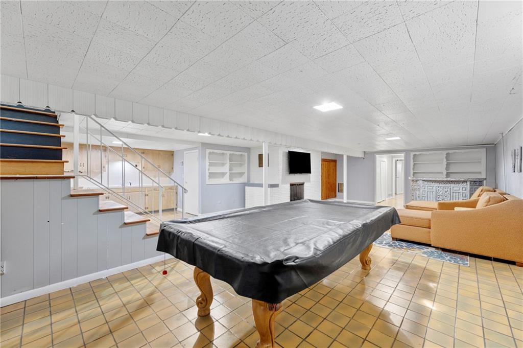 9935 W 85th Street