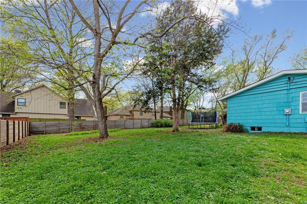 9935 W 85th Street