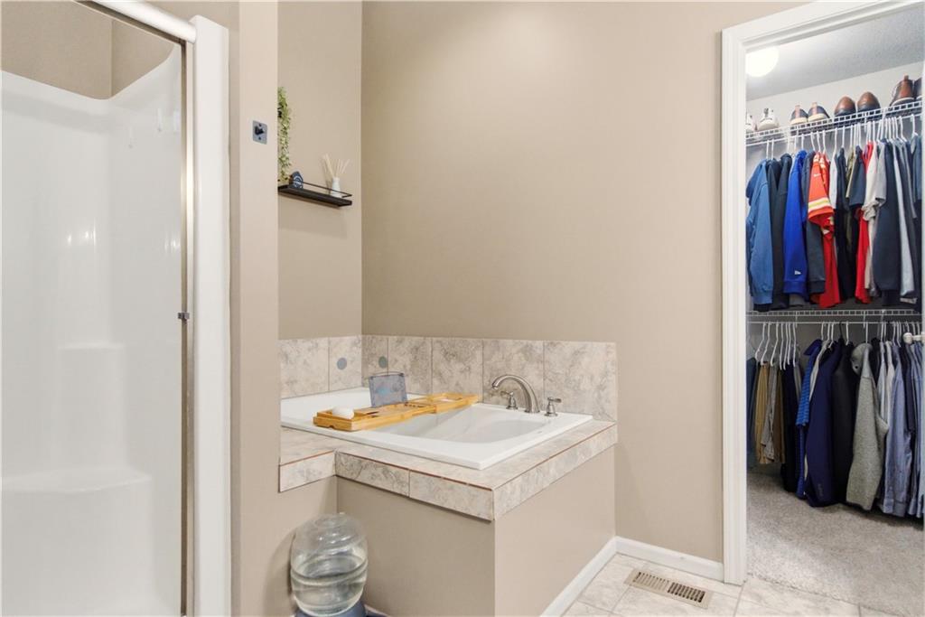 20700 W 72nd Terrace