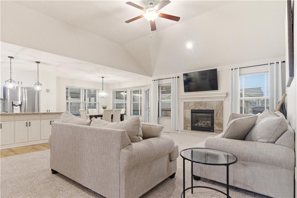 20700 W 72nd Terrace