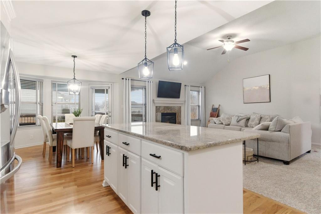 20700 W 72nd Terrace