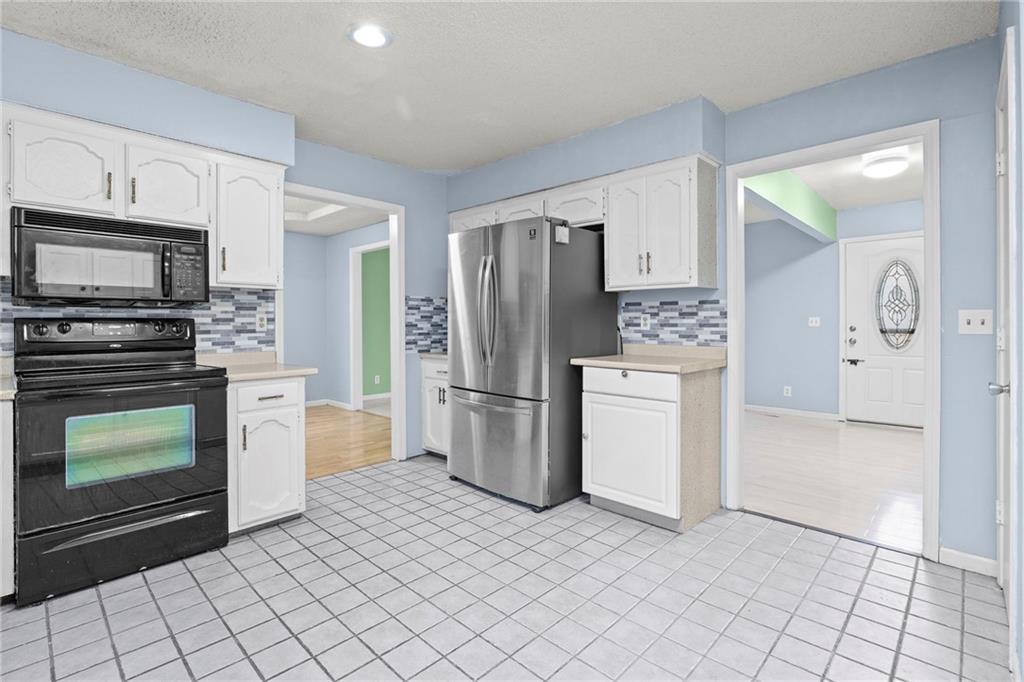 1818 E 152ND Terrace