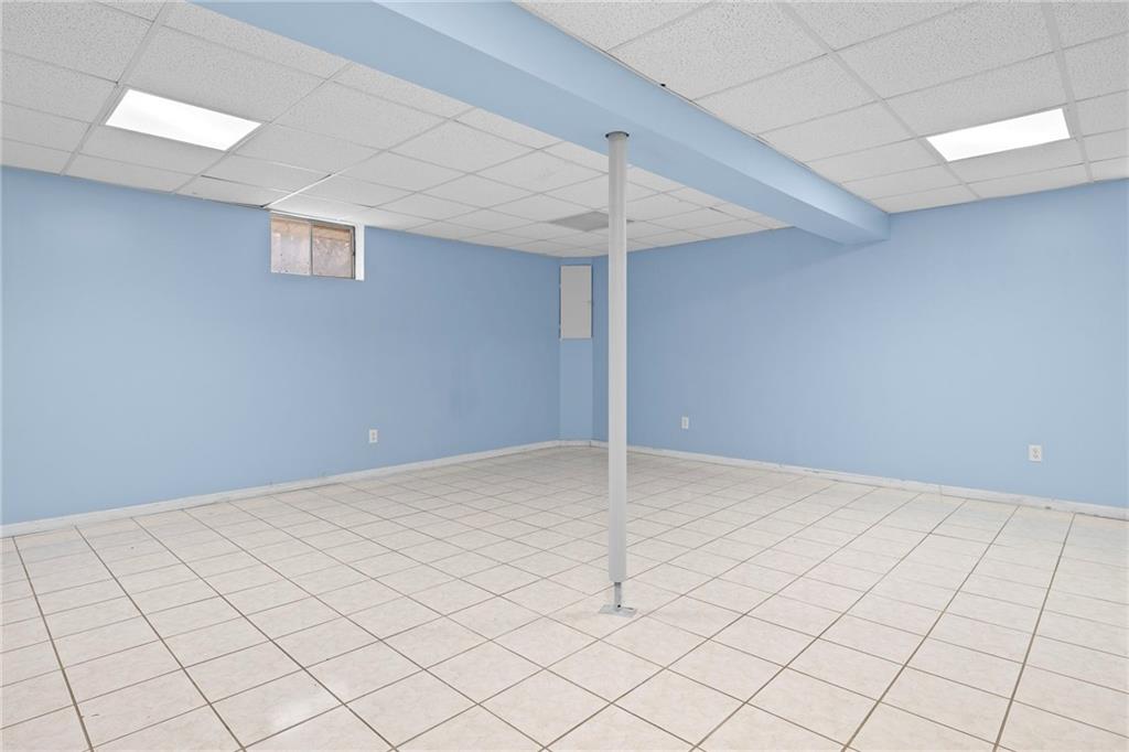 1818 E 152ND Terrace