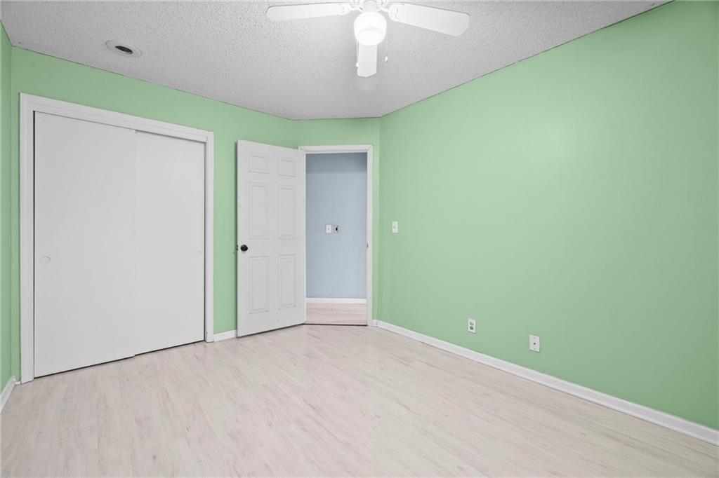 1818 E 152ND Terrace