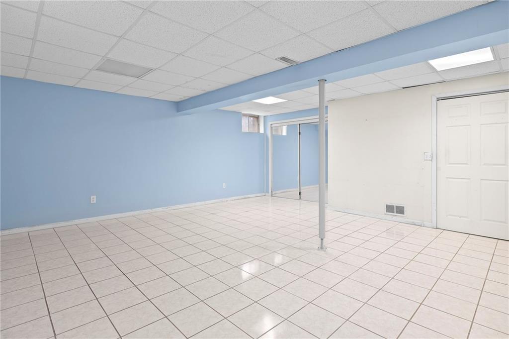 1818 E 152ND Terrace