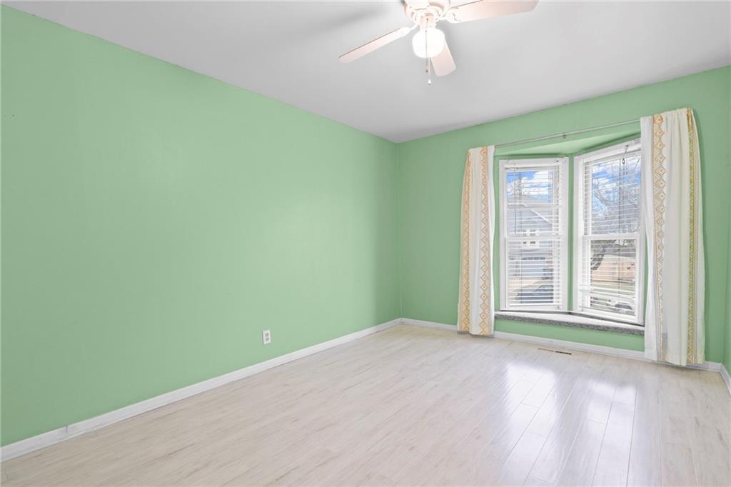 1818 E 152ND Terrace