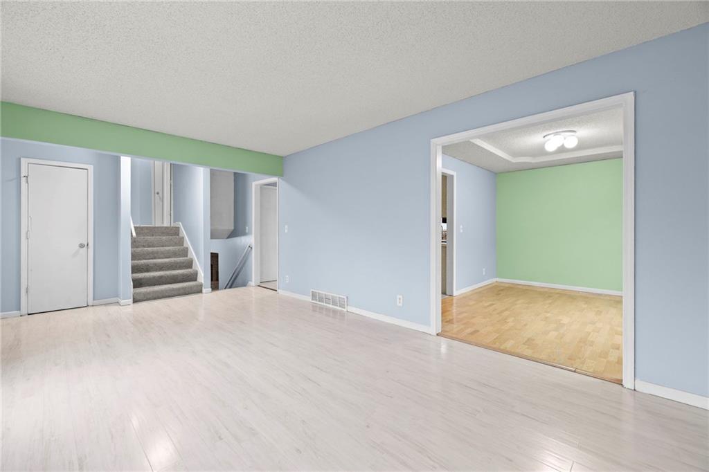 1818 E 152ND Terrace