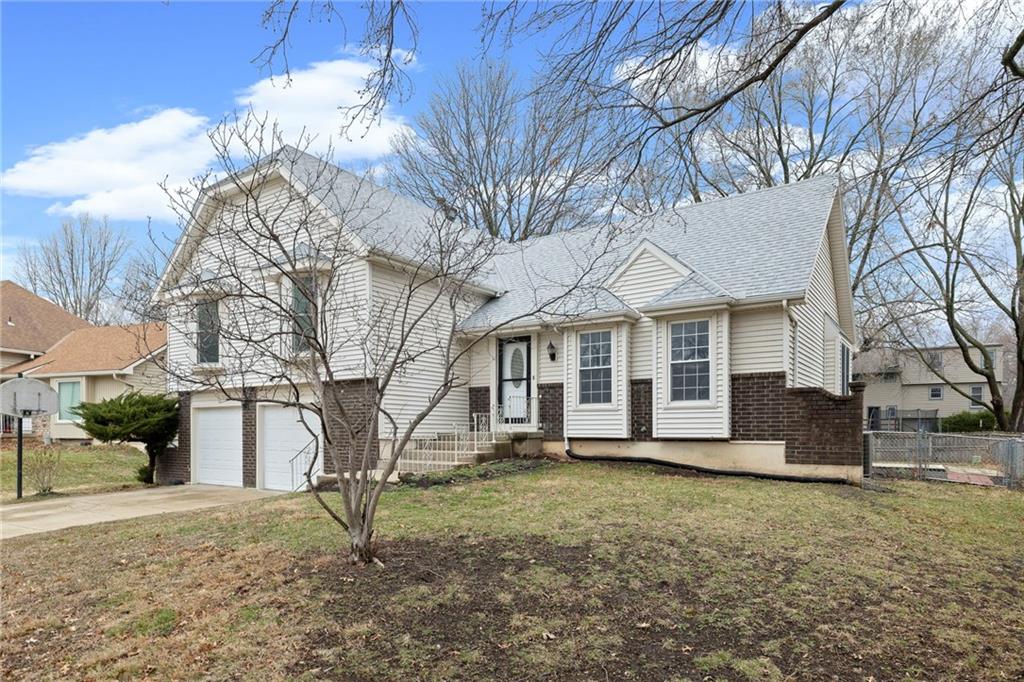 1818 E 152ND Terrace