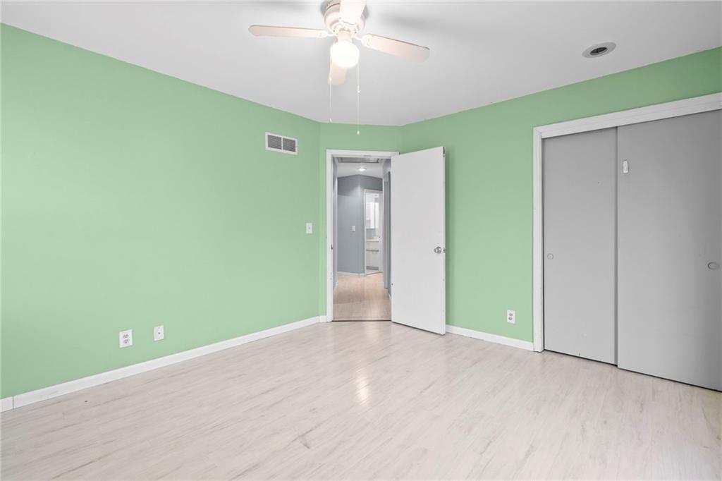 1818 E 152ND Terrace