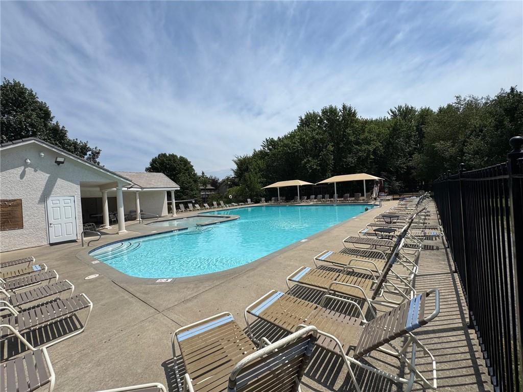 16313 S Chester Street