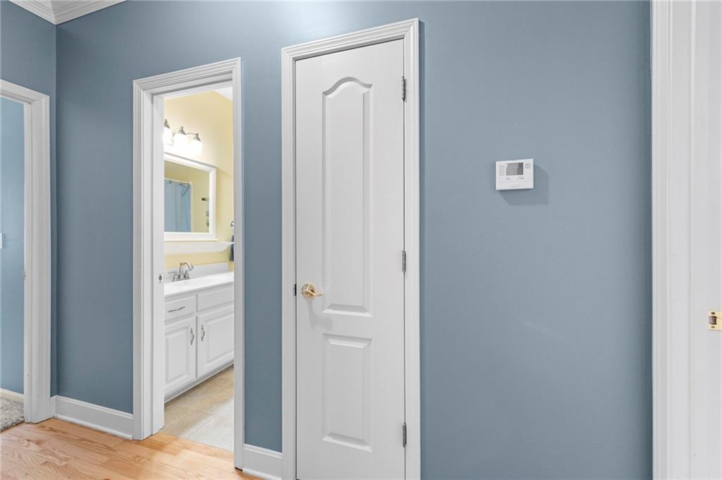 16313 S Chester Street