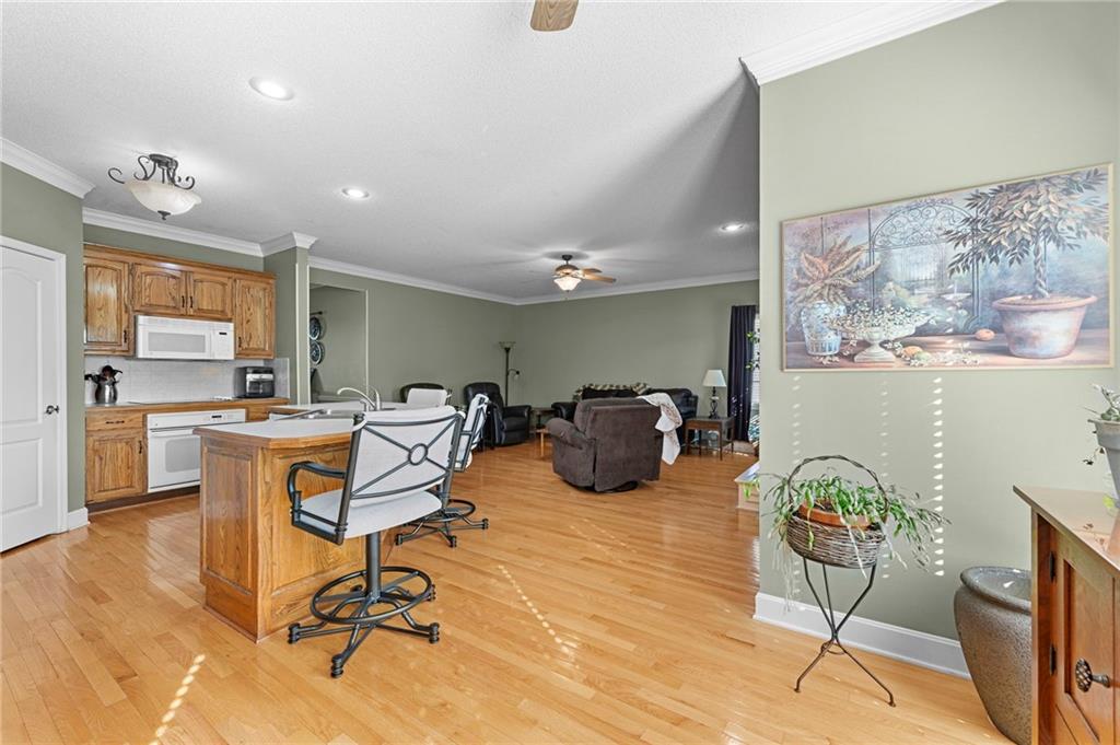 16313 S Chester Street