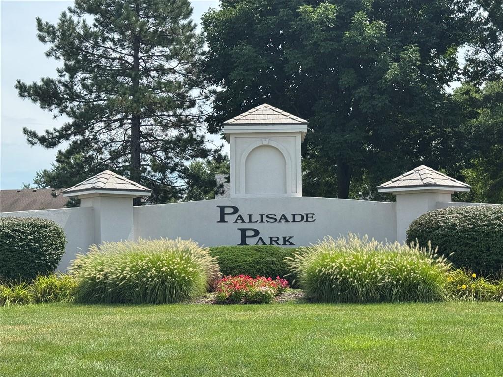 16313 S Chester Street