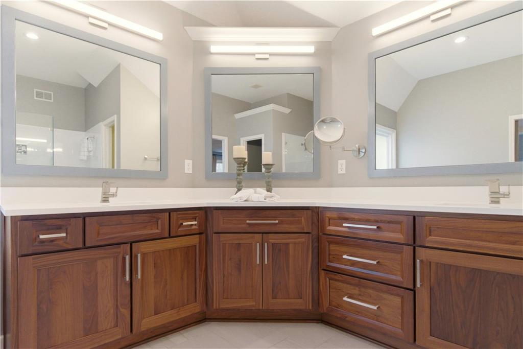 13836 Bradshaw Street