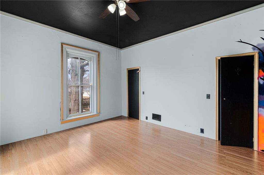 608 W Maple Street