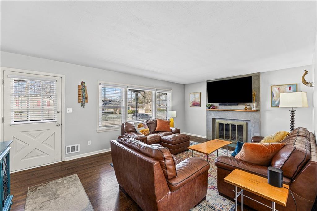 7301 Robinson Street